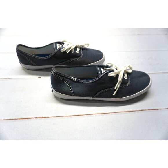 Keds Champion Originals Lace Up, Size 10 - Picture 2 of 11